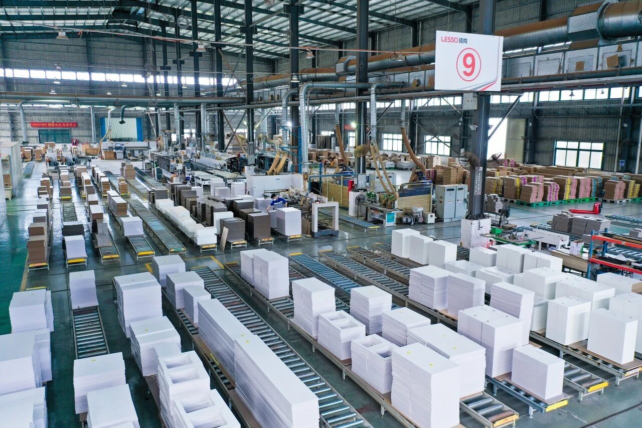 喜讯 | 实力上榜,领尚家居荣获“国家绿色工厂”称号